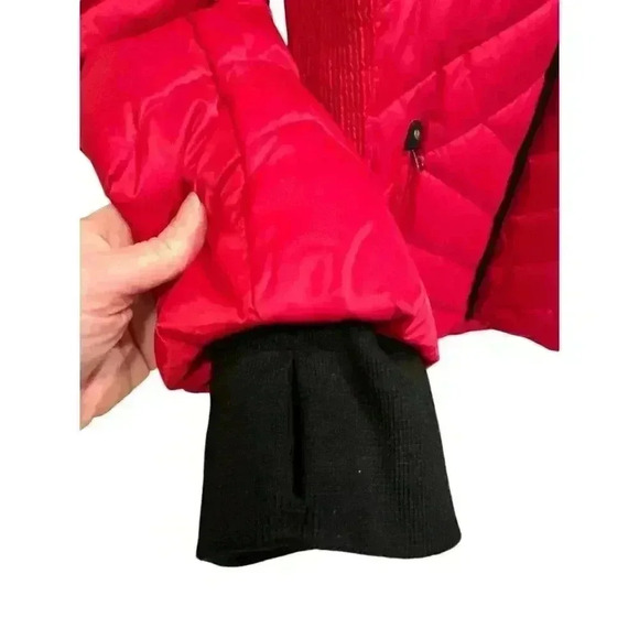 Nautica Puffer Jacket in Red with Faux Fur Hood Size L, EUC - Picture 3 of 9